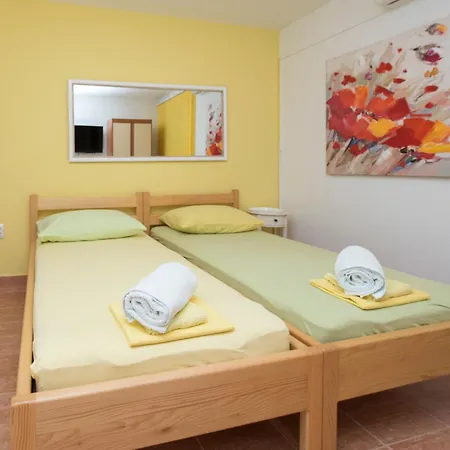 Gostinjska kuća Studios Lavender 3*