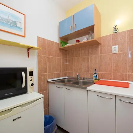 Gostinjska kuća Studios Lavender 3*