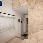 Studios Lavender 3*