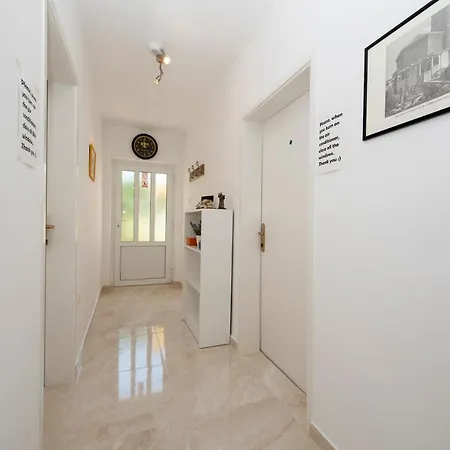 Pensionat Lavender 3*