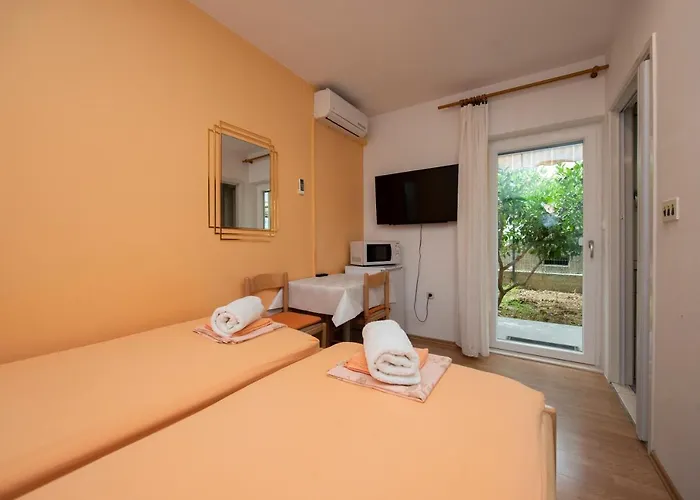 Pensionat Lavender 3*