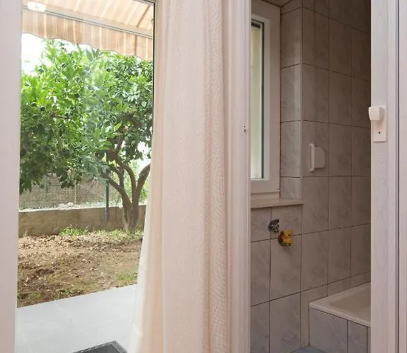 Studios Lavender Guest house 3*