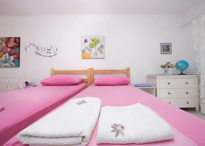 Guest house Studios Lavender 3*