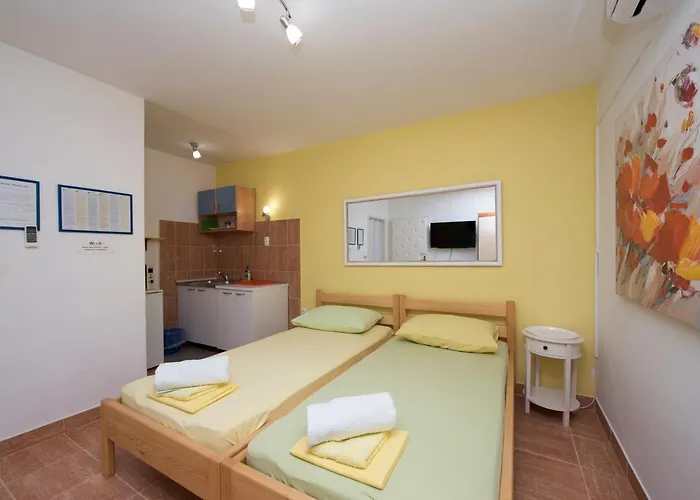 Studios Lavender Split